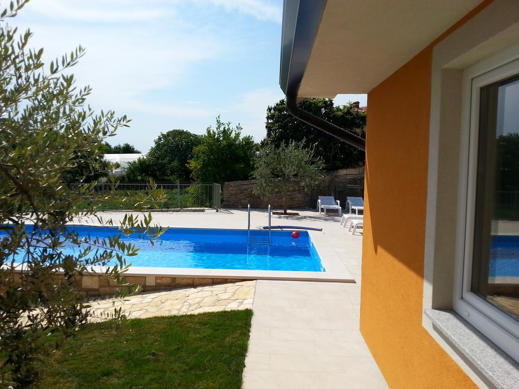 Summer Delight Apartments Savudrija Bagian luar foto