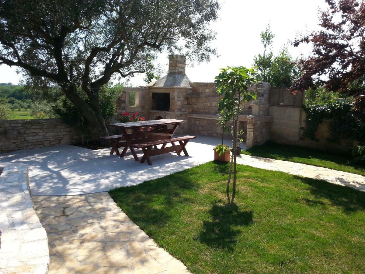 Summer Delight Apartments Savudrija Bagian luar foto